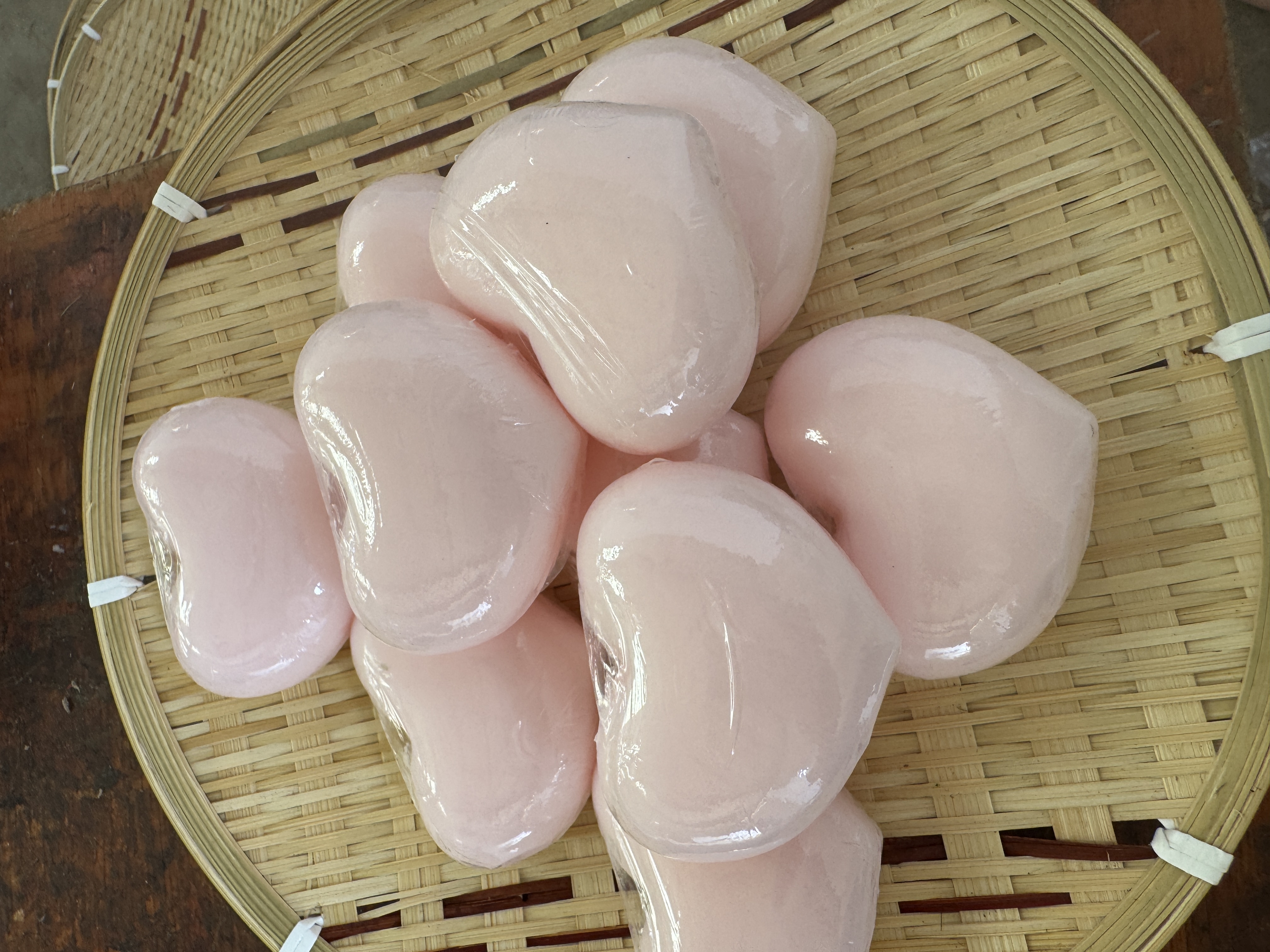 云南彝族阿婆手工制作【蜜桃pp＋脚丫】手工皂 