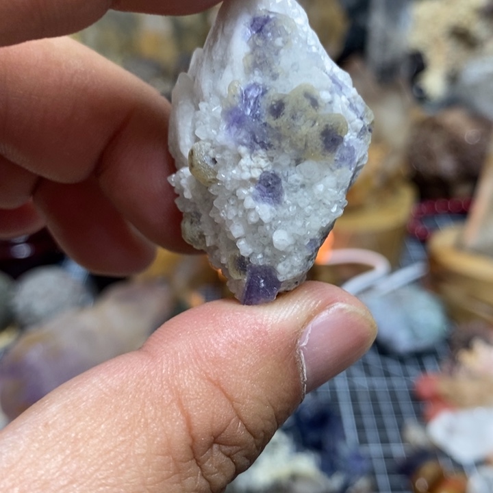 水晶水晶柱未镶嵌