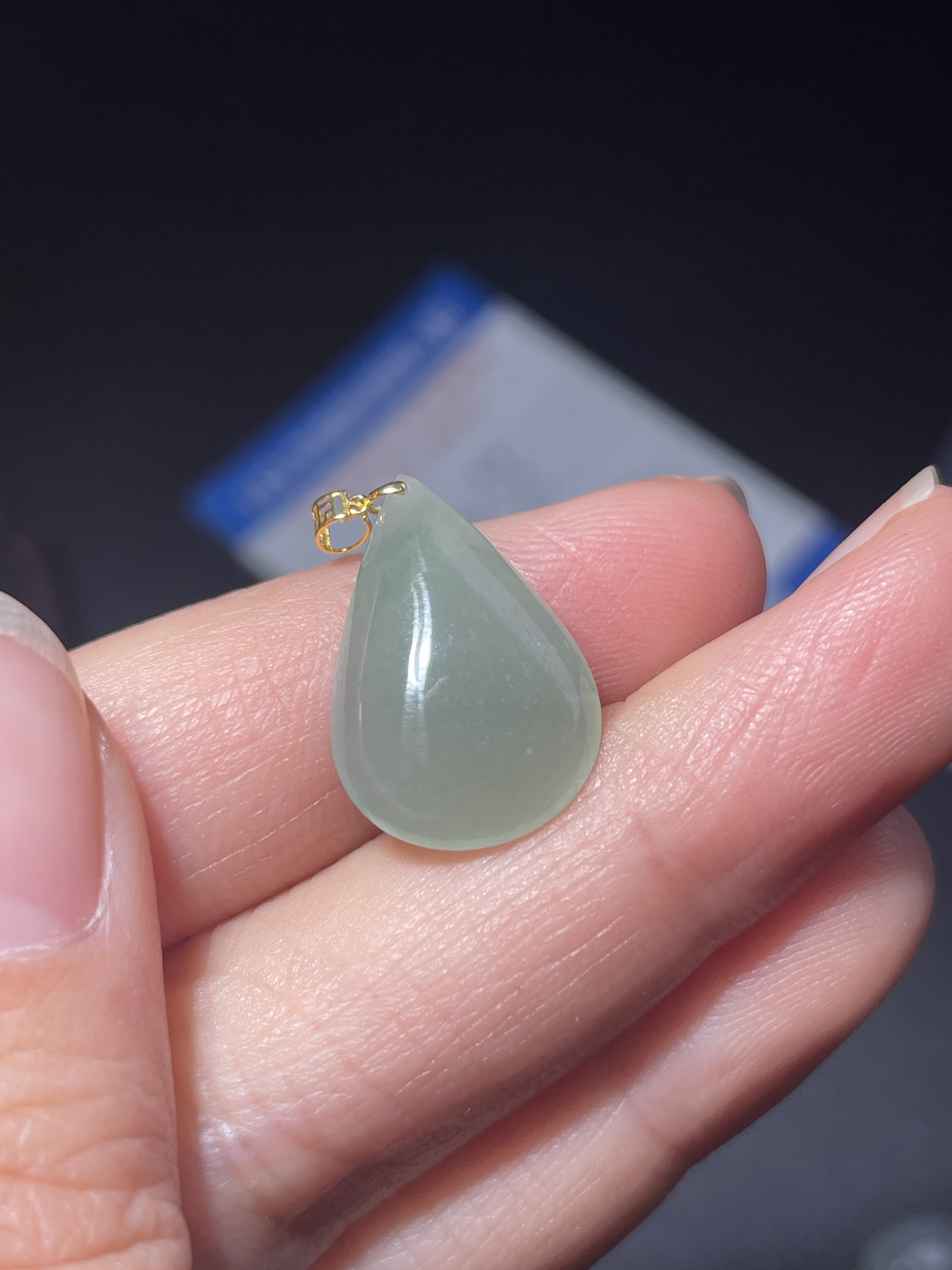 18k金天然a货翡翠吊坠