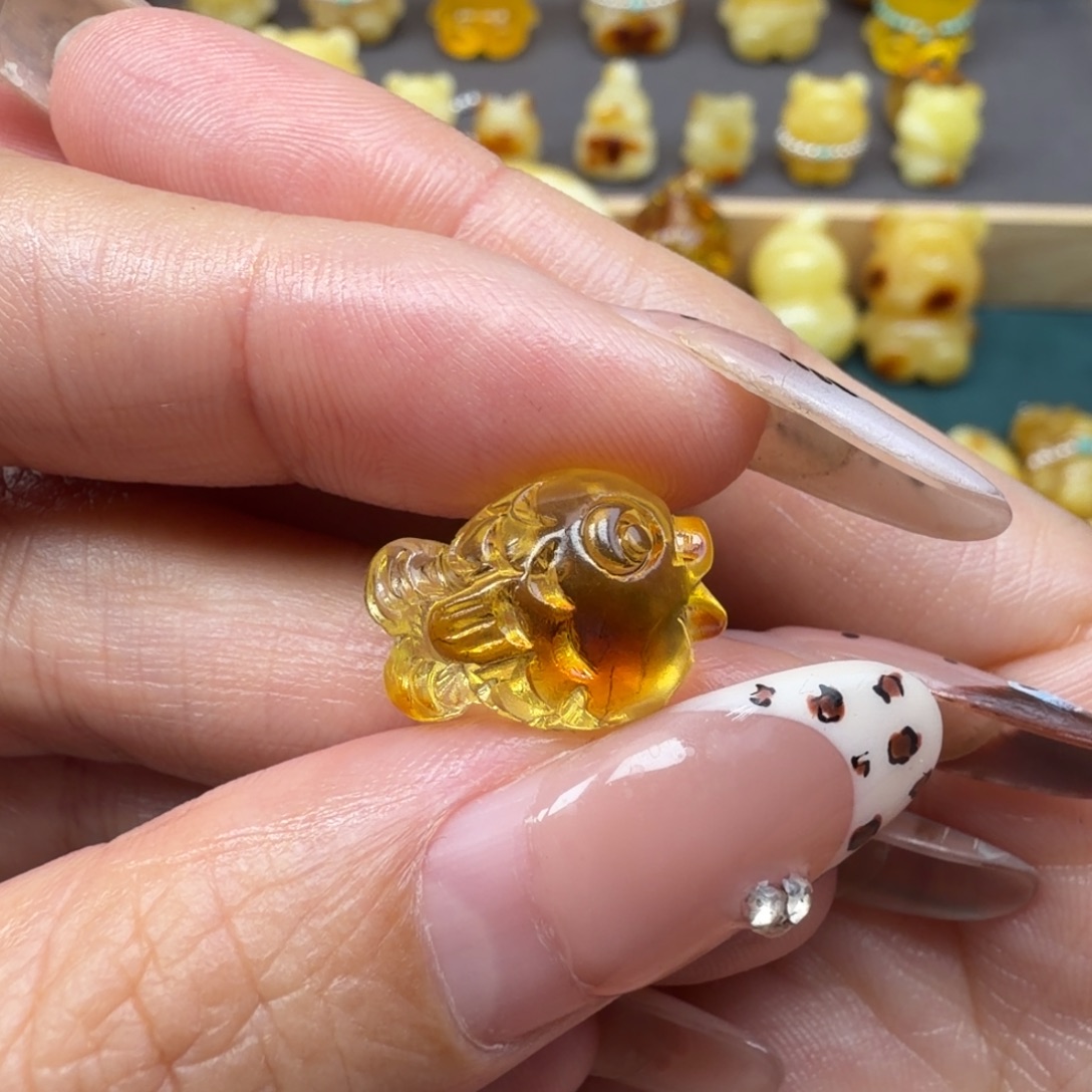 琥珀未镶嵌裸石蜜蜡