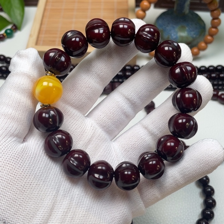 欧***阳手串/手链橄榄核猴头手串