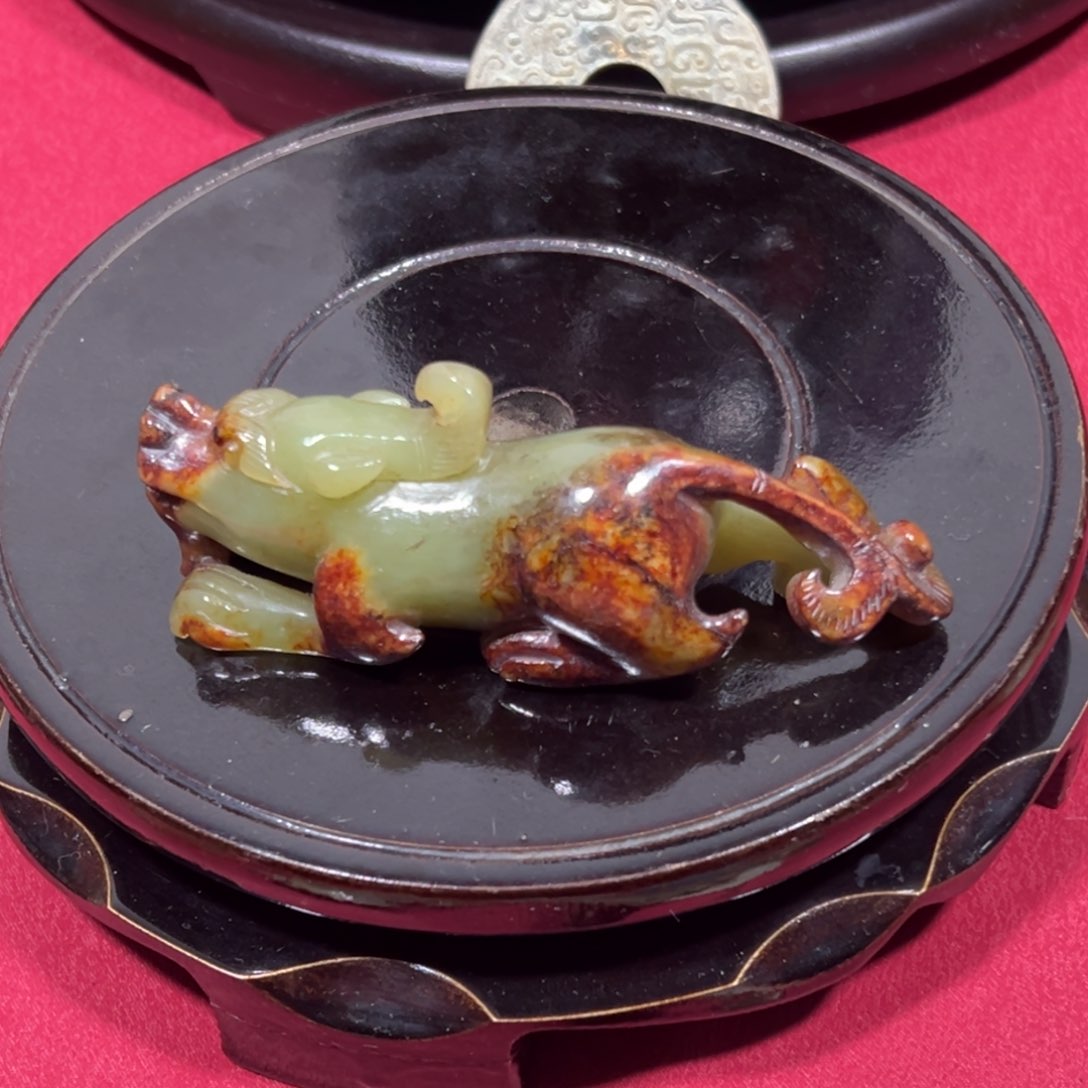 和田玉（糖玉）颈饰未镶嵌