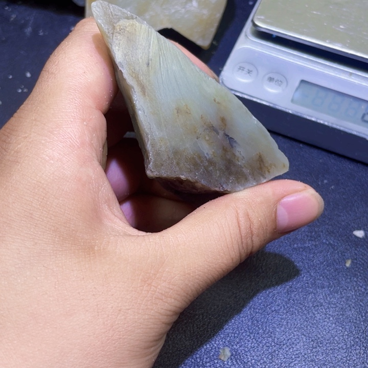 未镶嵌和田玉珠宝半成品