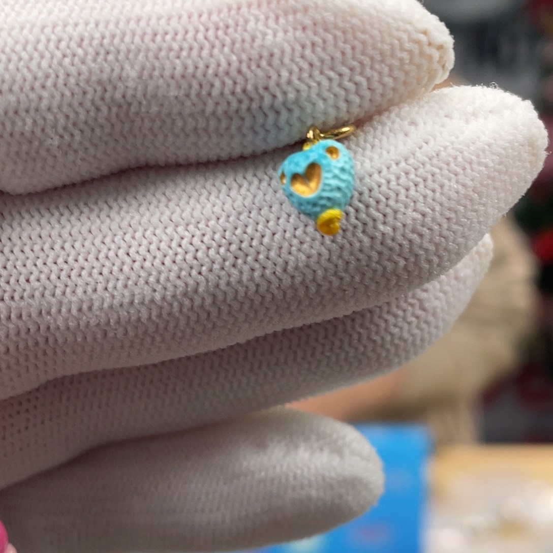 绿松石未镶嵌挂件