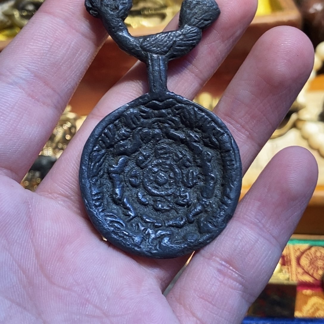 树脂制品我是一只小小鸟地域鬼