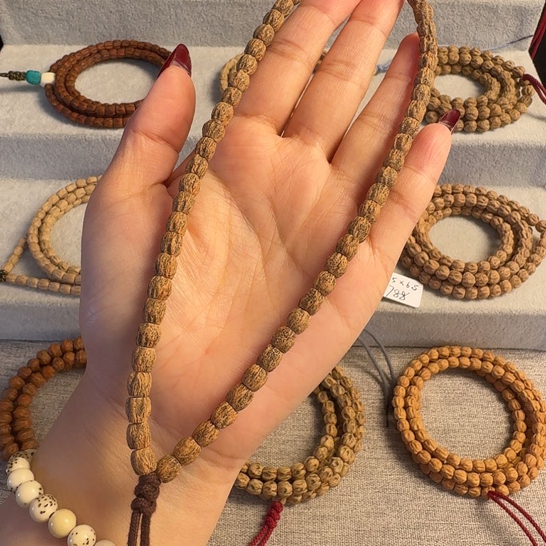 柏香籽/百香籽吊坠脏脏手持