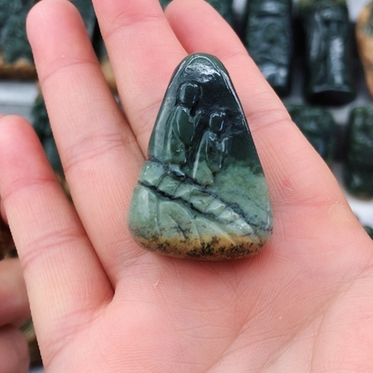岫岩河磨玉（透闪石质玉）未镶嵌挂件