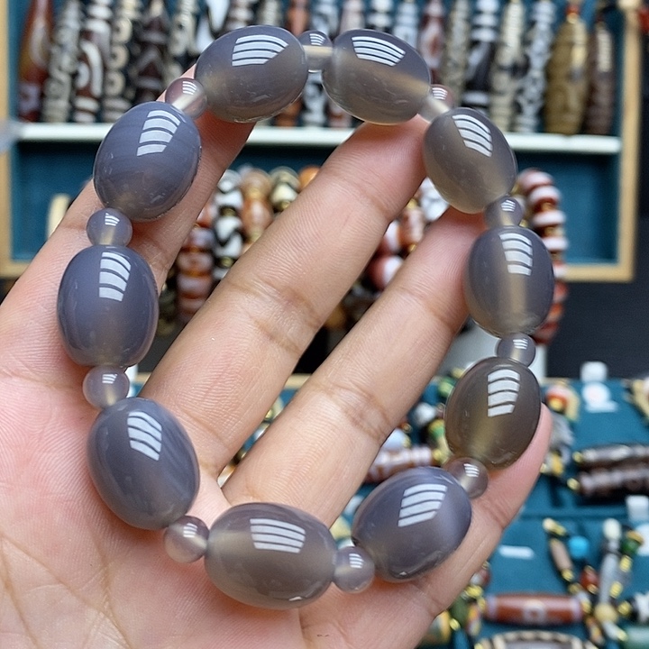 玛瑙/玉髓颈饰合金