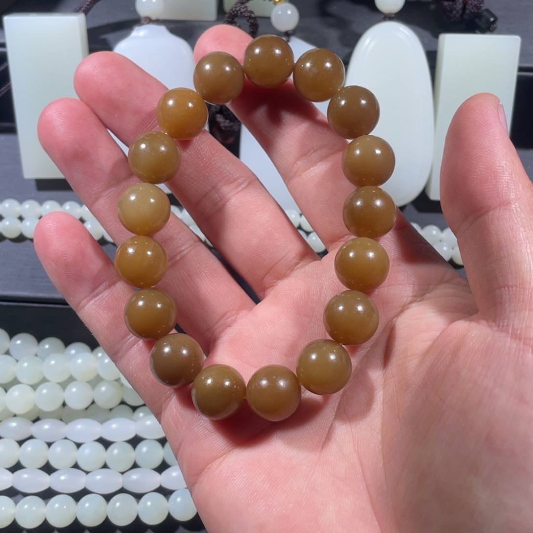 和田玉未镶嵌颈饰手串