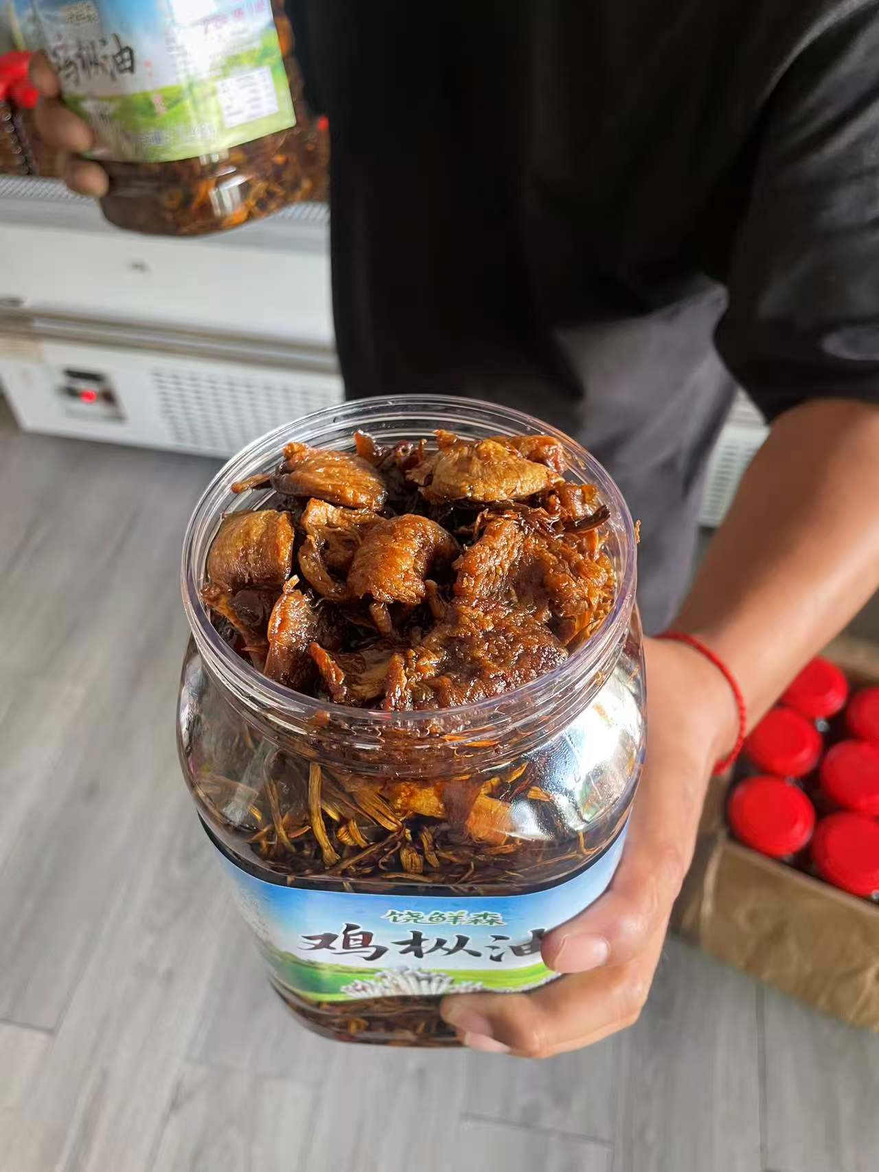 云南特产油鸡枞拌面拌饭正宗鲜甜食用鸡枞菌鸡枞油2.8斤装菌菇