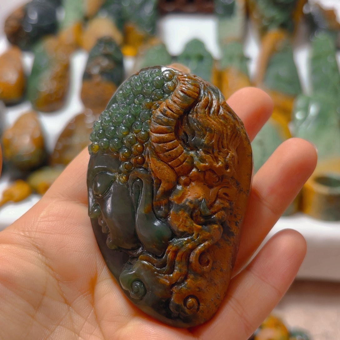 岫岩河磨玉（透闪石质玉）挂件未镶嵌