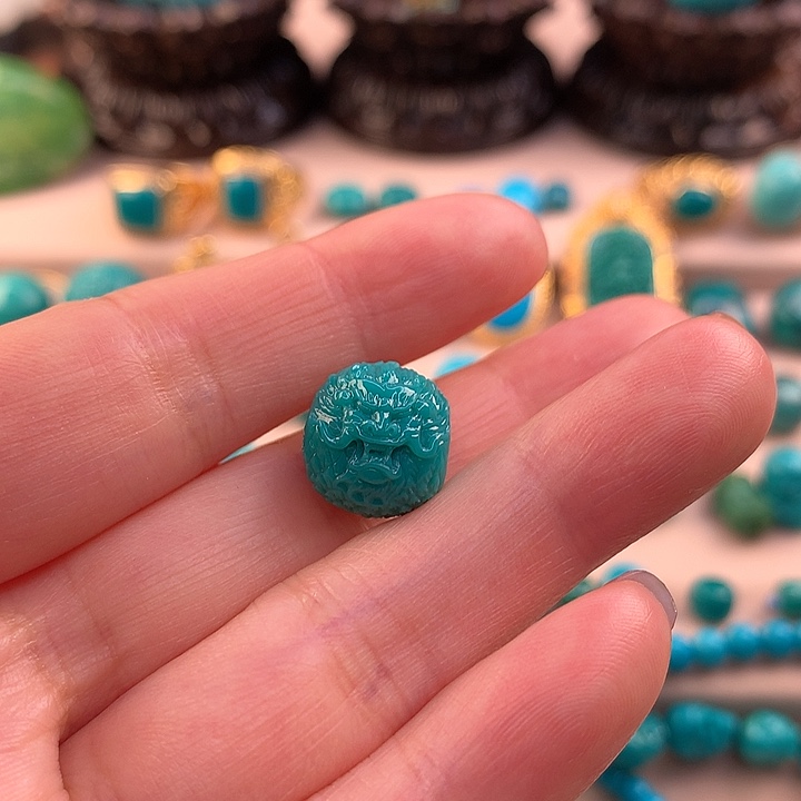 绿松石配饰未镶嵌