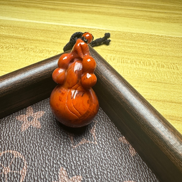 南红川料多子多福吊坠27✖️45.7mm