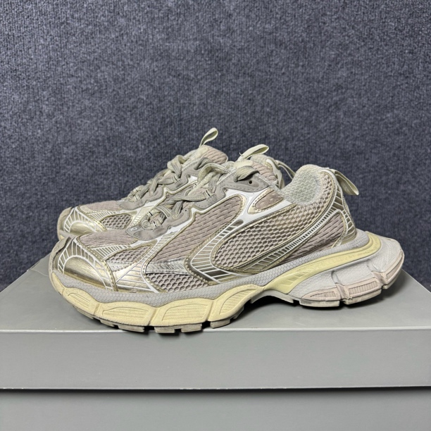 99新 Balenciaga/巴黎世家 42码 3xl 浅米色 老爹鞋 原盒