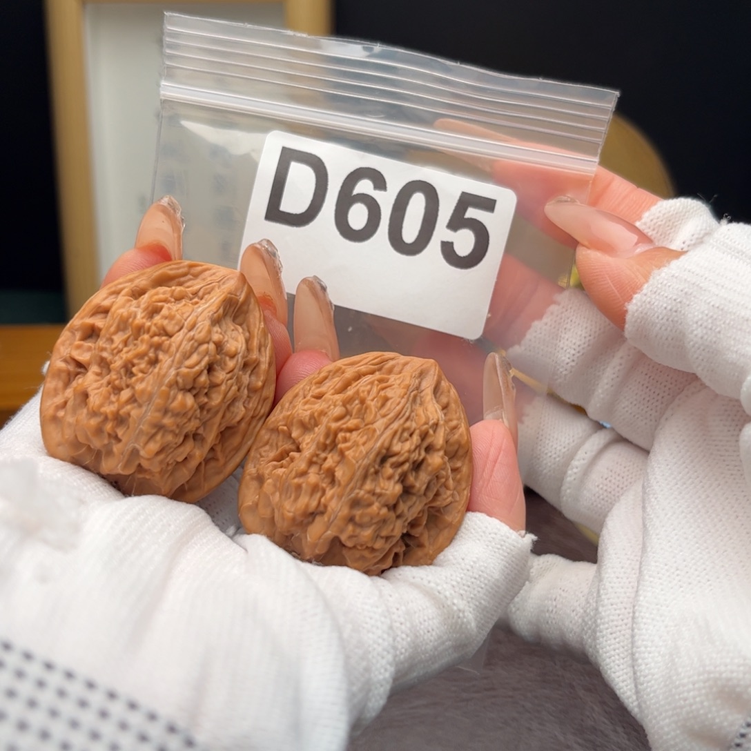 野***兽把件文玩核桃36望月开播福利d605