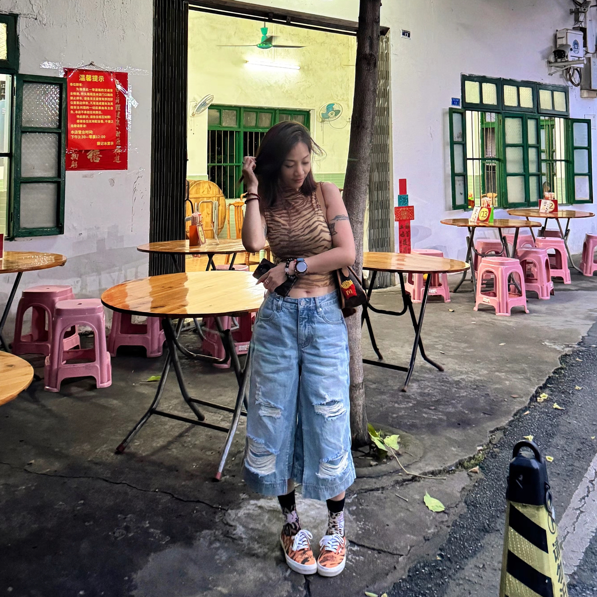 秋季新款弯刀拖地裤默认瑕疵