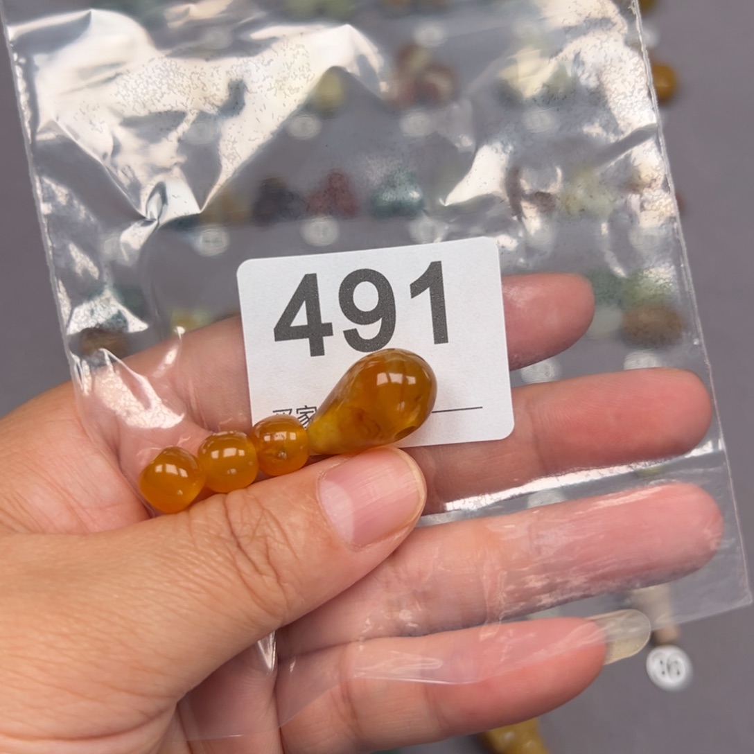 未镶嵌蛇纹石玉颈饰任*行