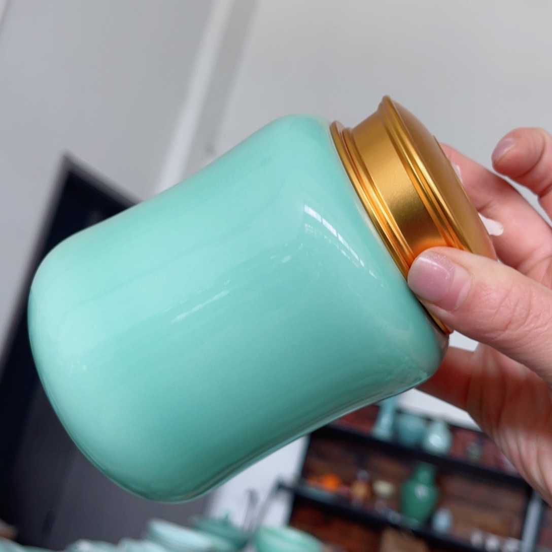 瓷片如果哈哈哈哈哈哈哈