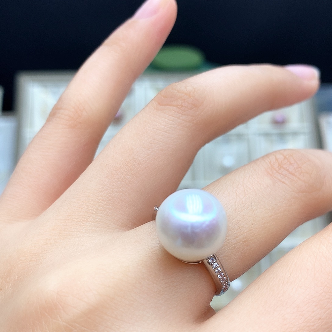 淡水珍珠颈饰合金