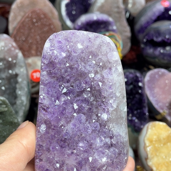 水晶摆件未镶嵌捡漏