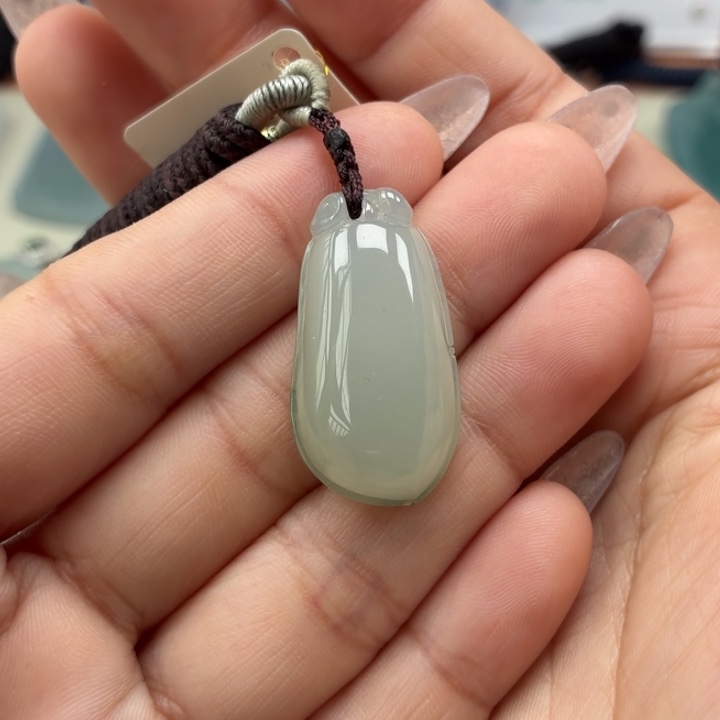 翡翠未镶嵌颈饰天然翡翠a货