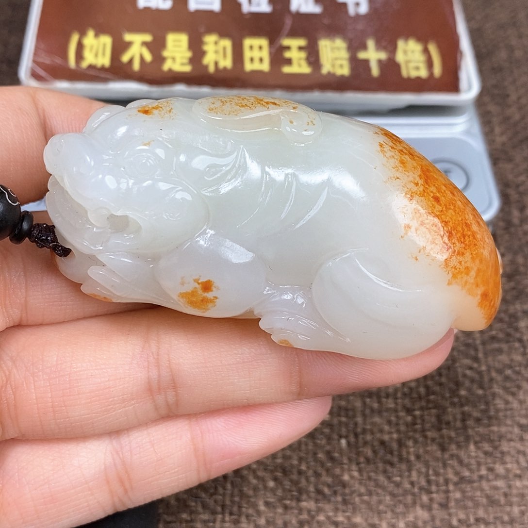 和田玉颈饰未镶嵌