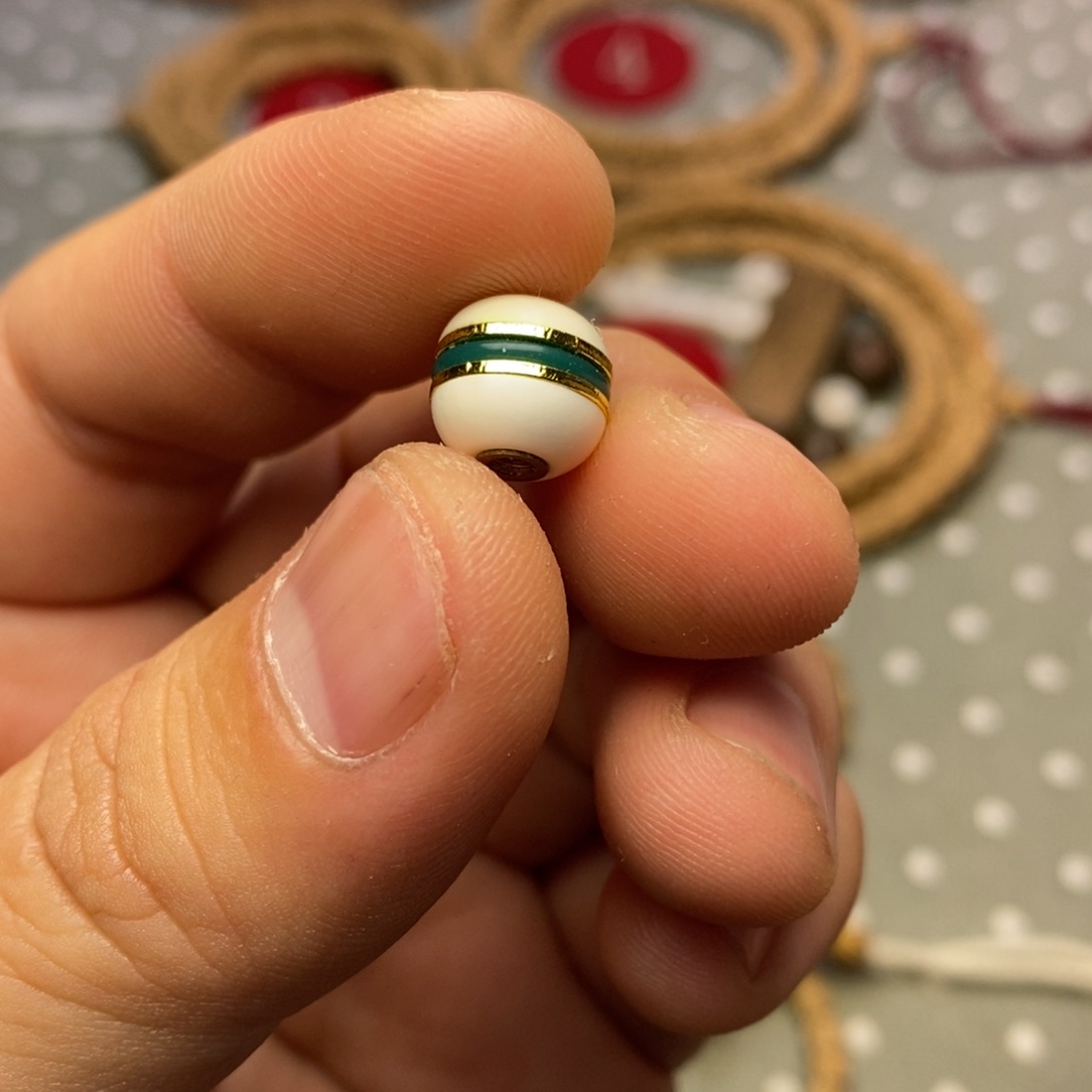 柏香籽/百香籽吊坠猛犸汉堡珠10左右