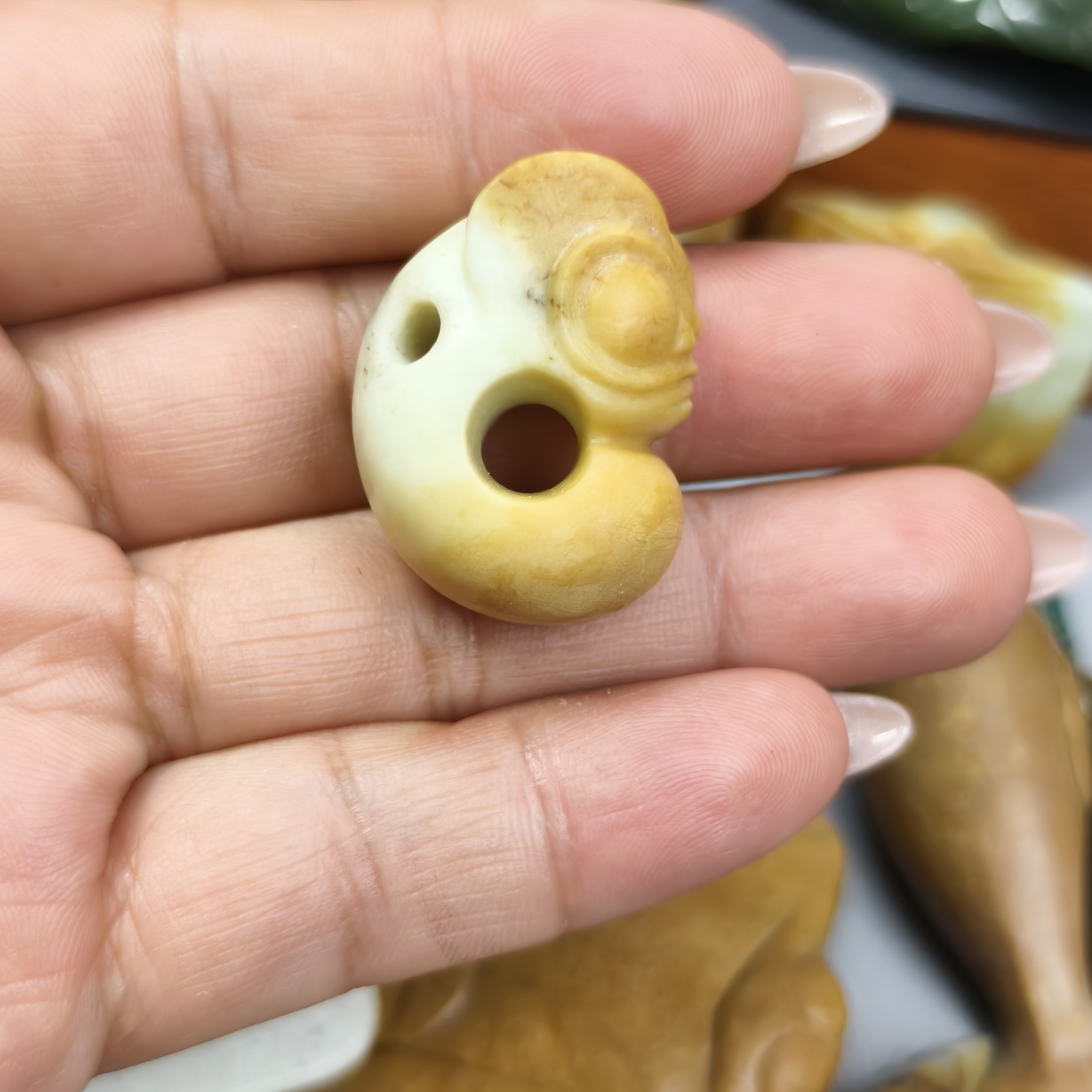 段树林河磨玉龙宝挂件
