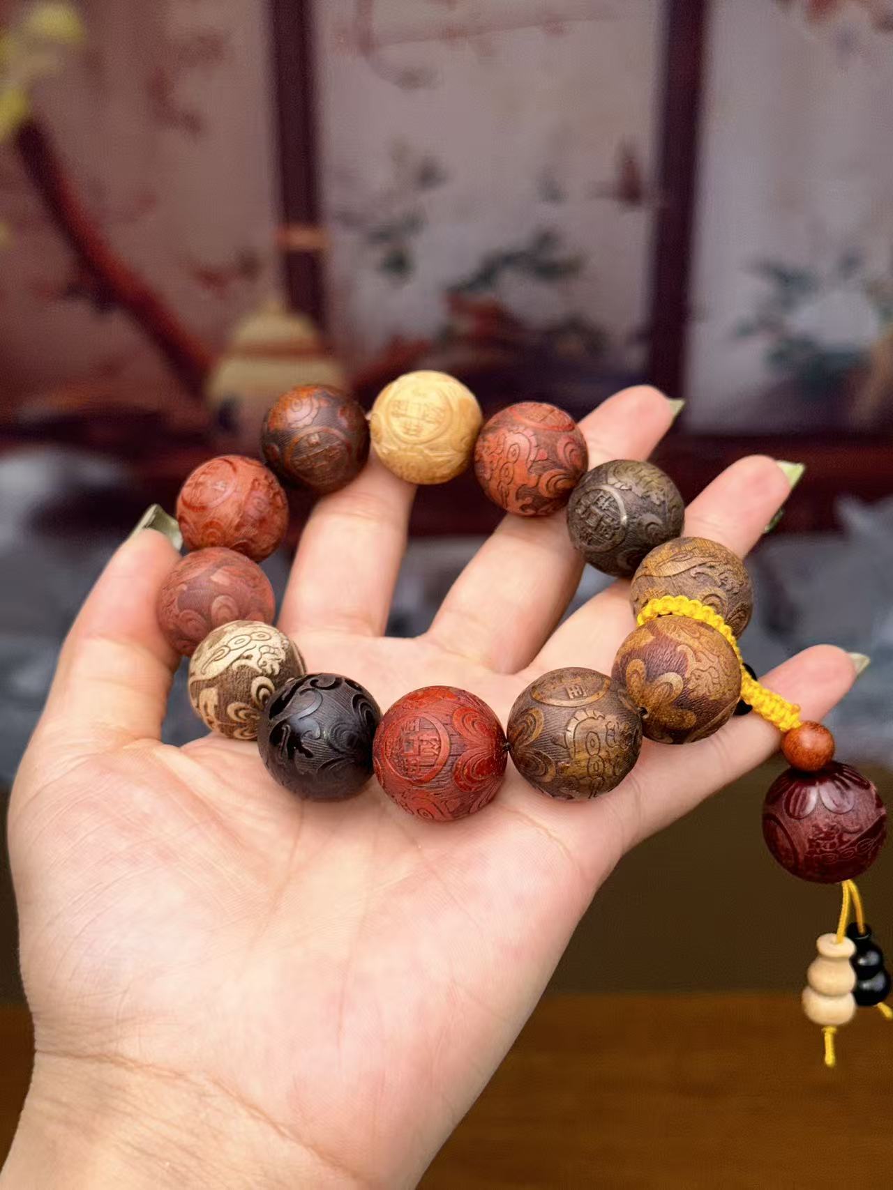 J0256 精品手串无礼盒