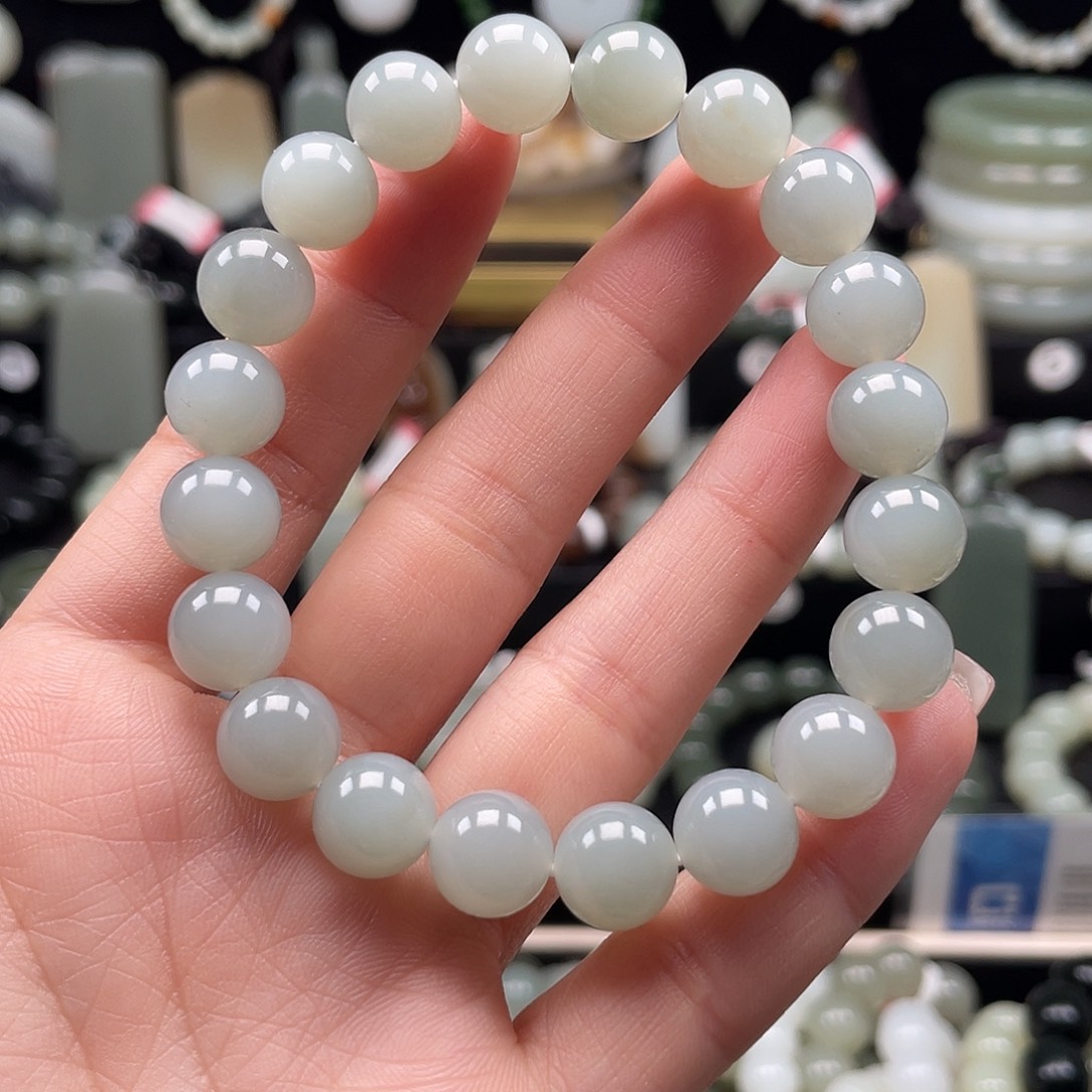 和田玉未镶嵌手链