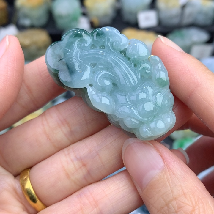 翡翠颈饰未镶嵌天然缅甸A货翡翠貔貅吊坠