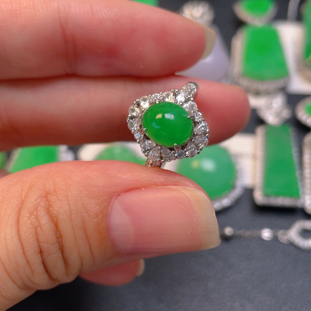 暖***阳翡翠银S925镶嵌吊坠(不含链)戒指