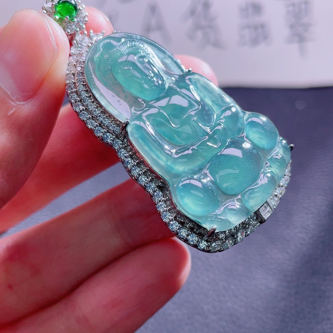 翡翠颈饰未镶嵌888888888