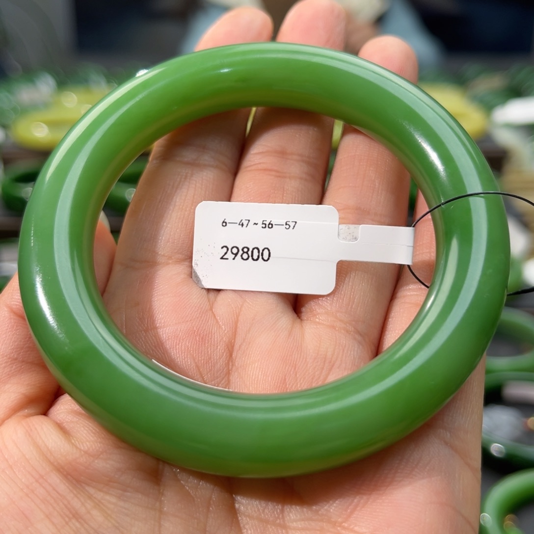 和田玉（碧玉）手镯未镶嵌