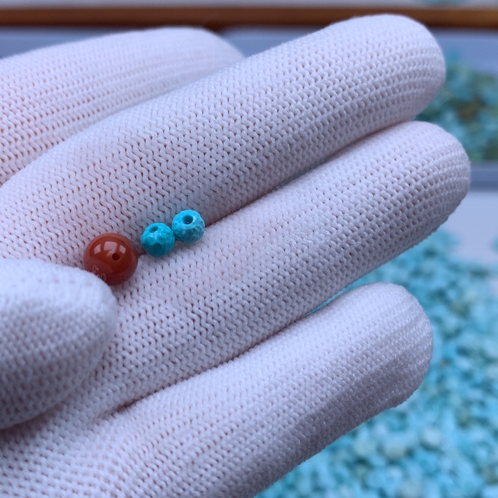 南红玛瑙未镶嵌珠宝奇石