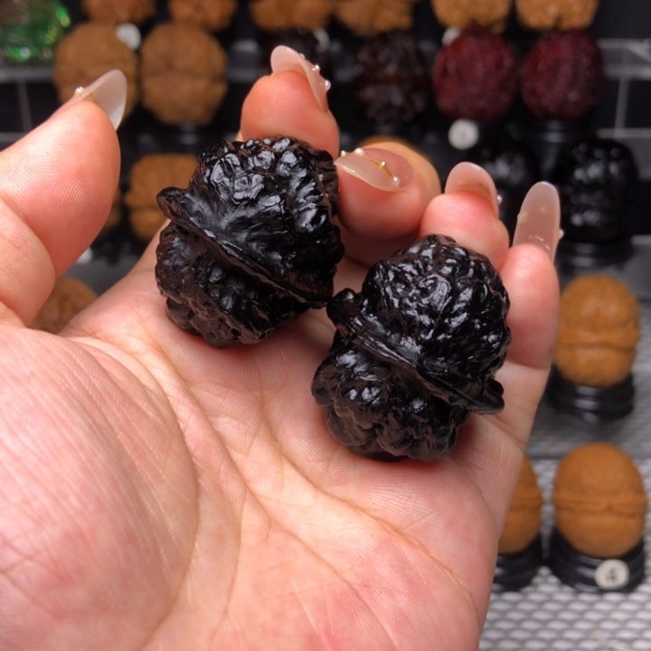 橄榄核吊坠3包罗万象