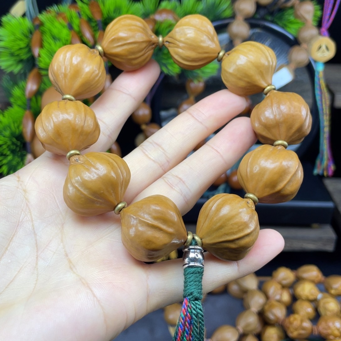 吊坠橄榄核001四花铁核