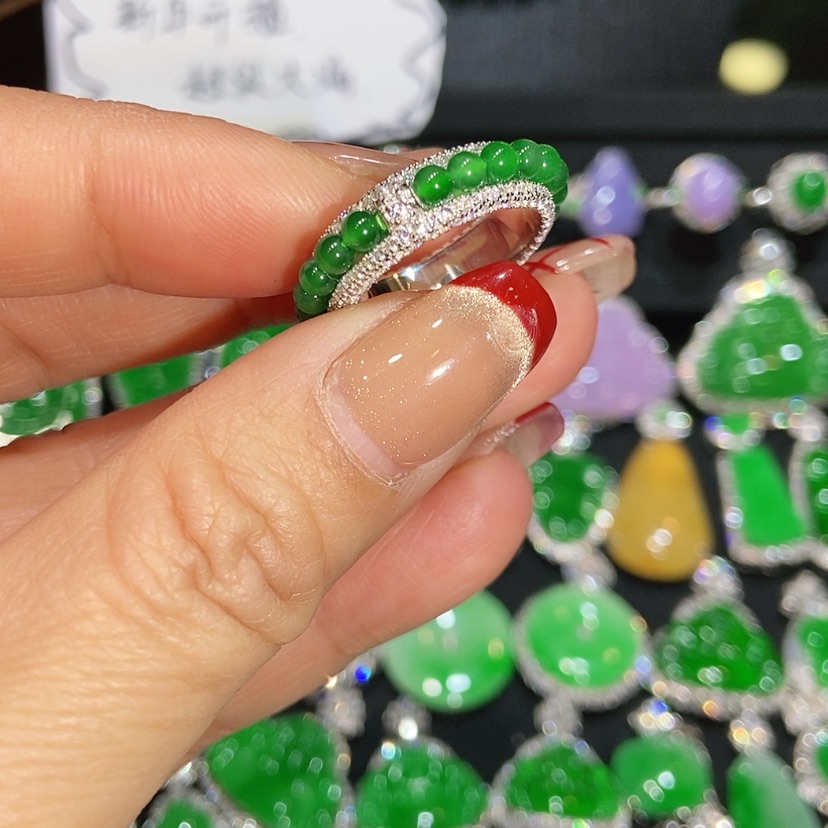 【闪购商品】翡翠手链未镶嵌天然翡翠