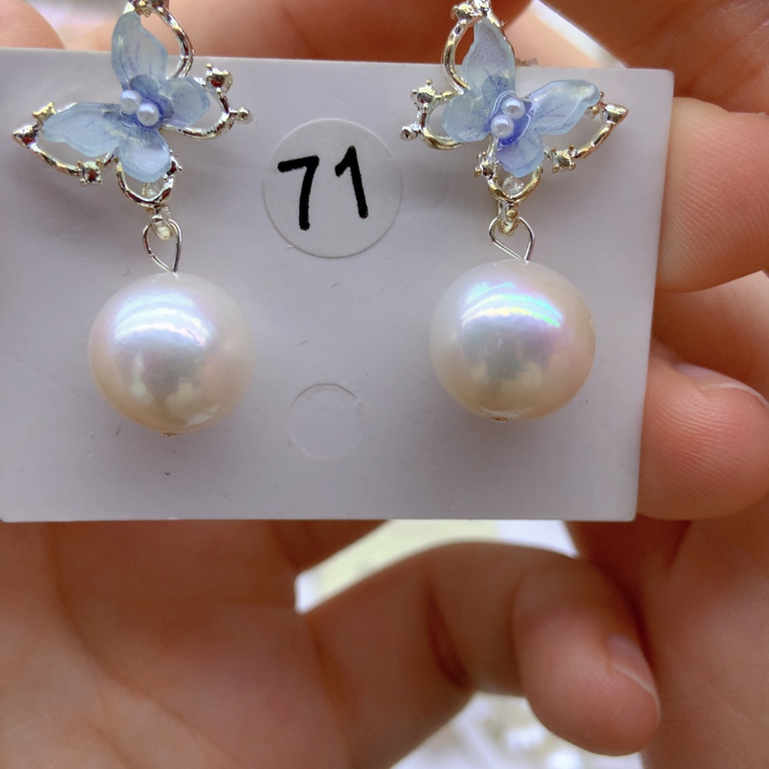 淡水珍珠耳饰未镶嵌