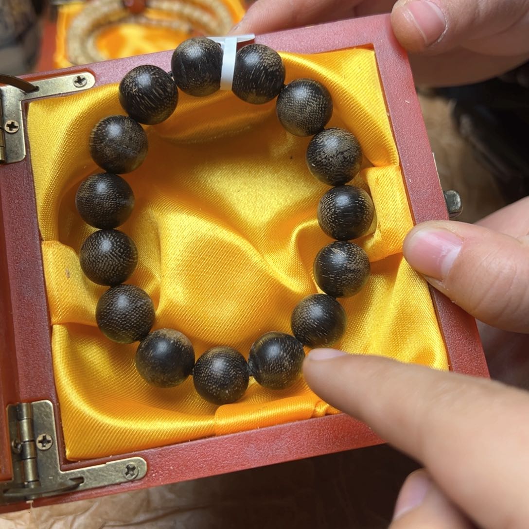 滴血莲花菩提吊坠