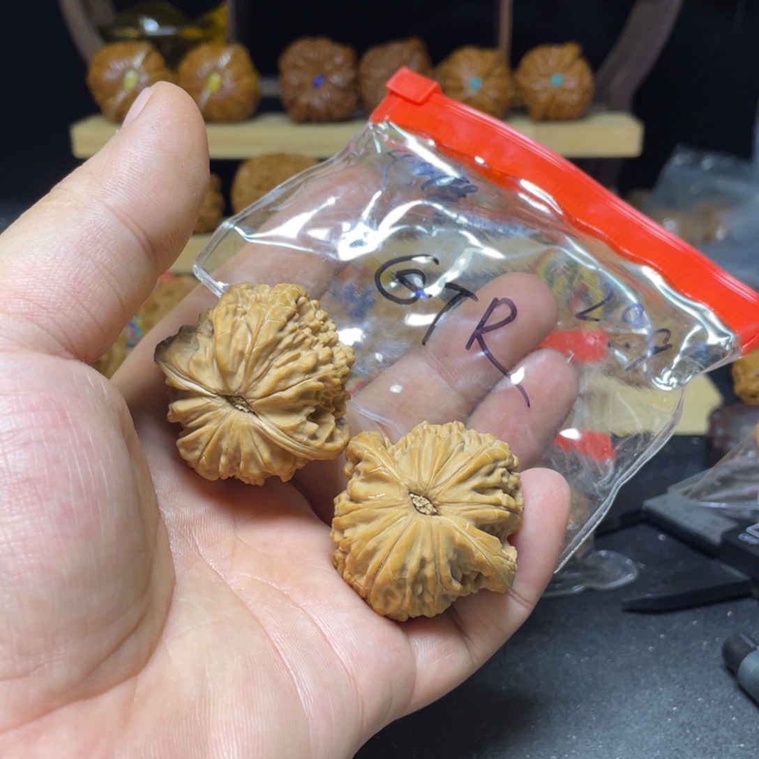 G***R把件文玩核桃磨盘