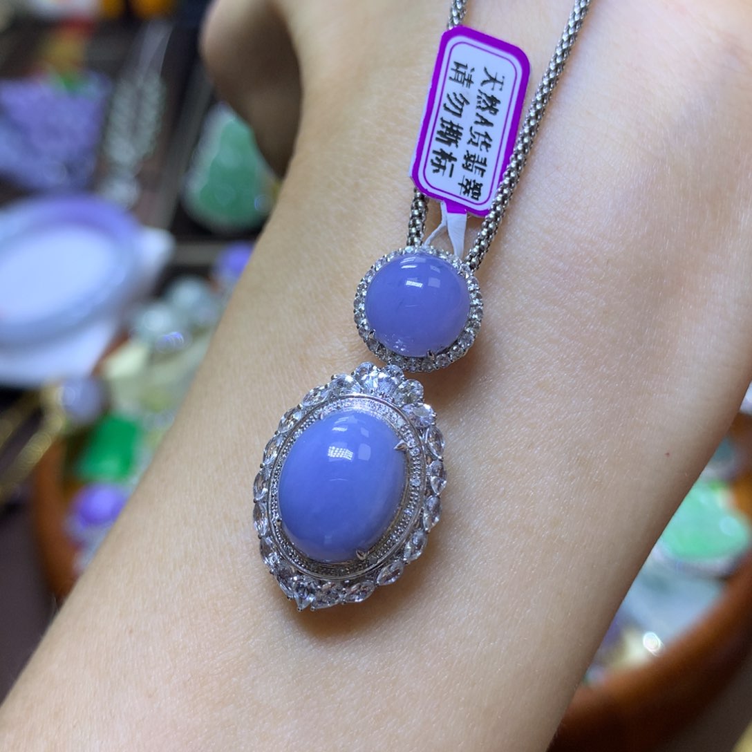 【闪购商品】翡翠颈饰18K金镶嵌翡翠