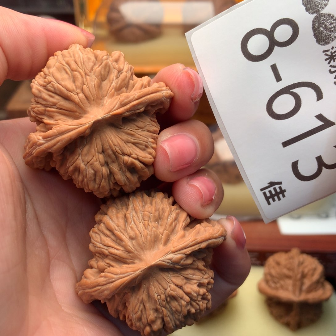 文玩核桃把件44四座楼