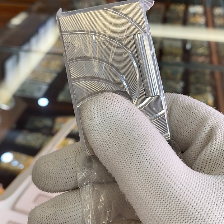 辻***༽明铬充气打火机充气打火机