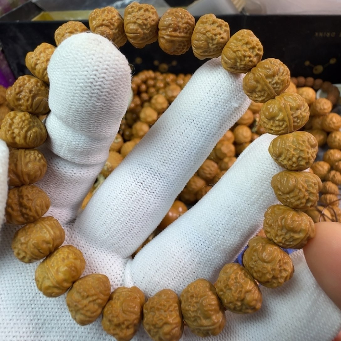 猴头核桃手串猴头雕刻钻石蛙手串