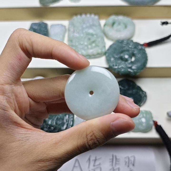 翡翠未镶嵌颈饰11111111111