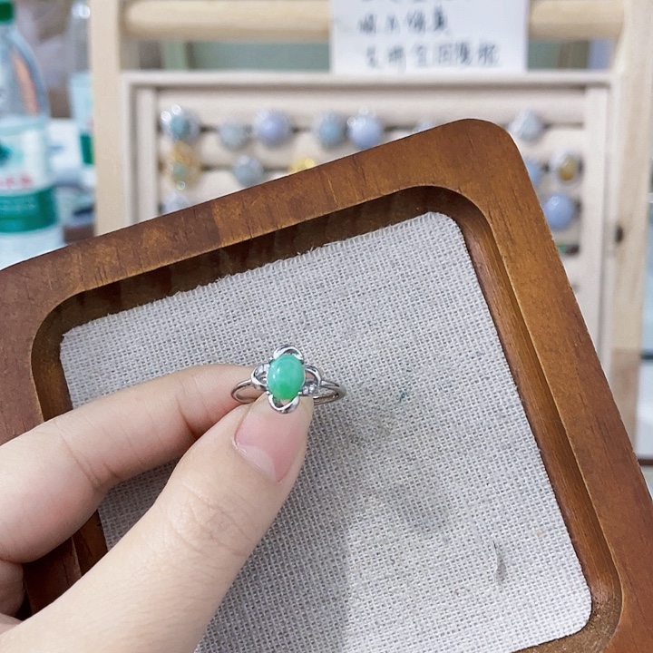 翡翠未镶嵌颈饰天然翡翠Ａ货