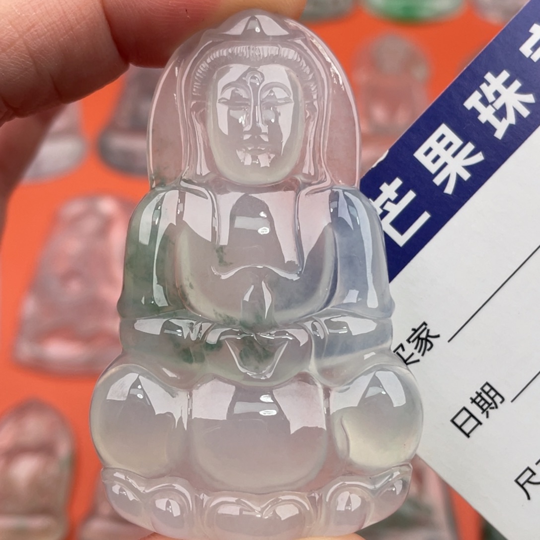 翡翠未镶嵌颈饰观音