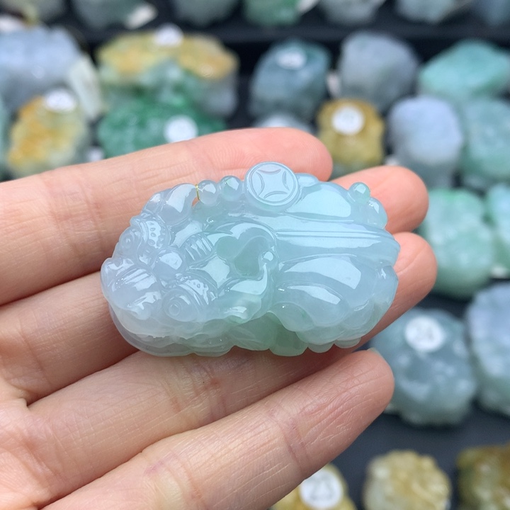 翡翠未镶嵌颈饰天然缅甸A货翡翠貔貅吊坠