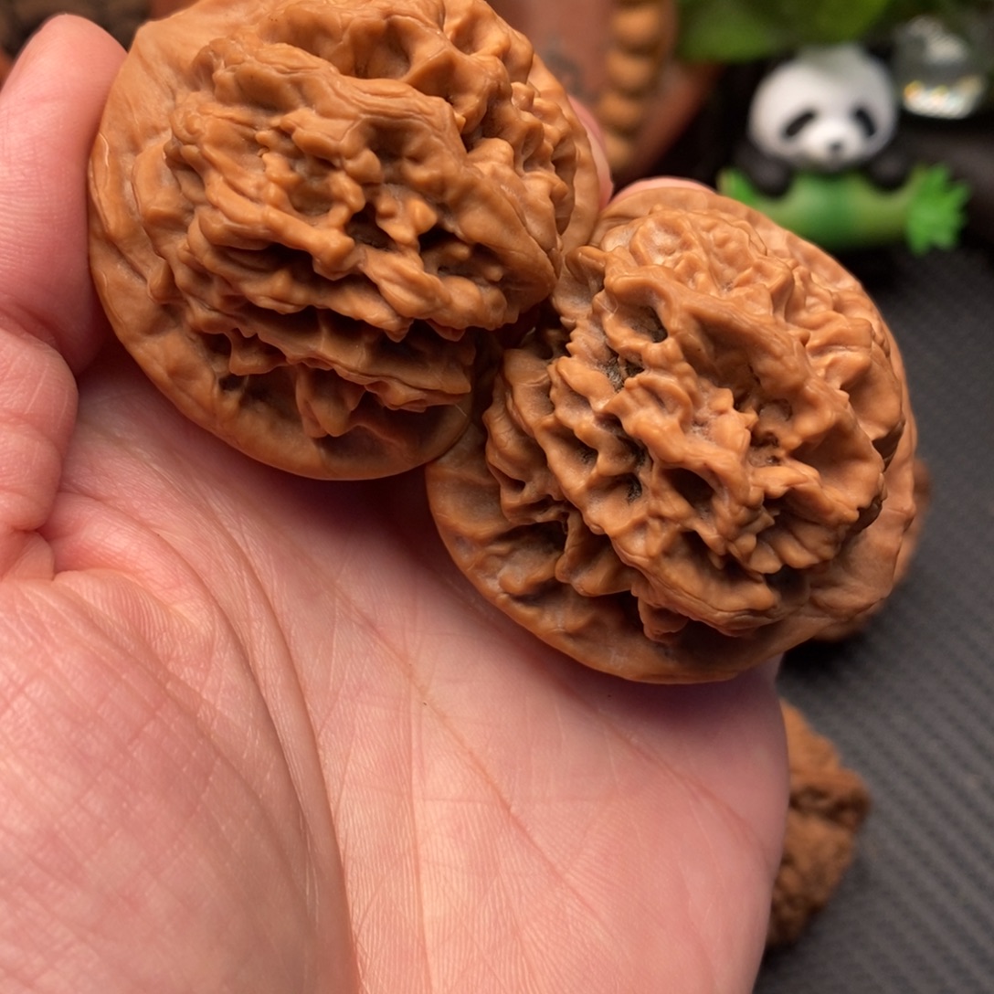 保***柔文玩核桃吊坠秦岭山地核桃龙鳞官帽